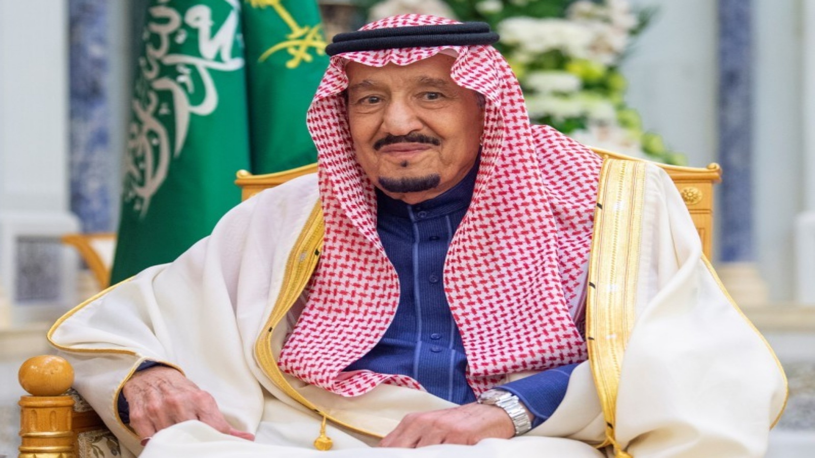 السعودية نيوز |  الملك سلمان يكلف أمين "التعاون الخليجي" بنقل دعوات حضور القمة الخليجية 