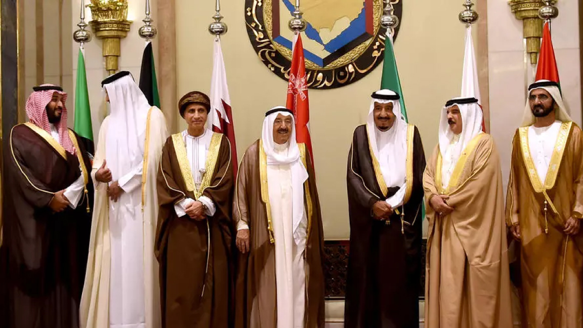السعودية نيوز |  الأزمة الخليجية تتصدر مناقشات قمة "التعاون" في السعودية 