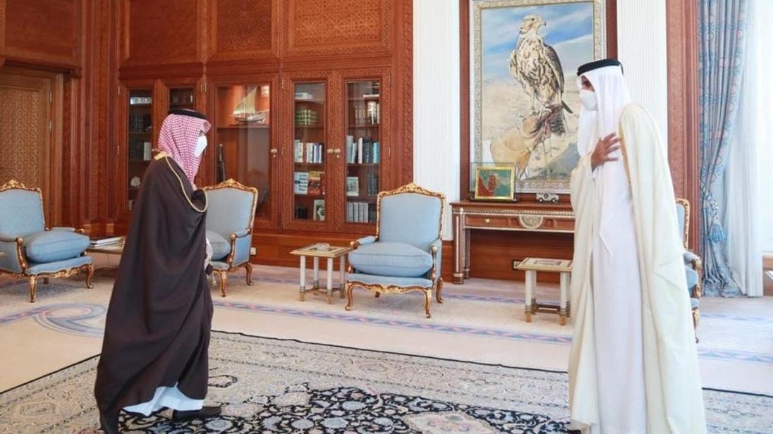 السعودية نيوز |  أمير قطر ووزير الخارجية السعودي بحثا سبل التعاون الأمني بين البلدين 