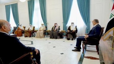 الكاظمي مجتمعا في بغداد الاثنين مع الامين العام لمجلس التعاون الخليجي نائف الحجرف