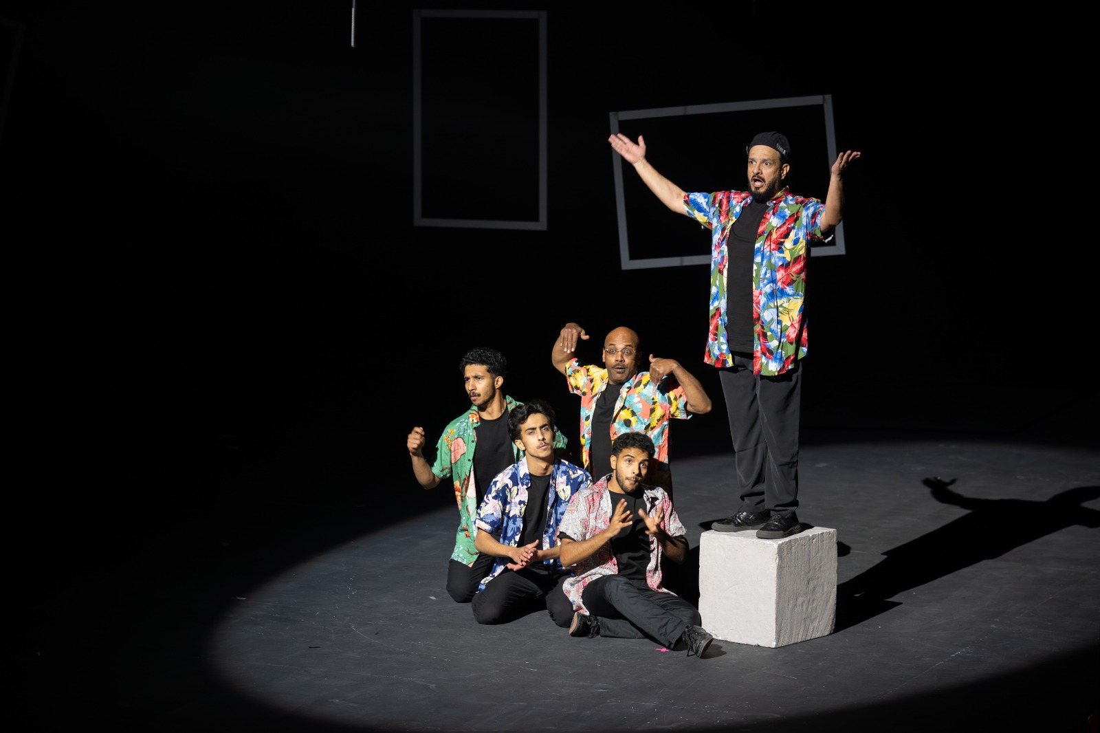 “ورشة «الفضاء المسرحي والسينوغرافيا» ضمن برنامج التدريب في مهرجان الرياض للمسرح.”