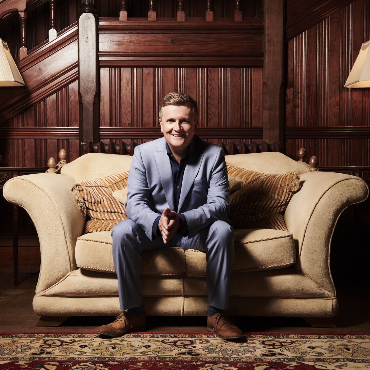 المغني الويلزي الشهير Aled Jones