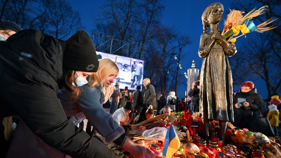 ذكريات المجاعة التي أودت بأربعة ملايين أوكراني تؤجج الضغينة حيال موسكو