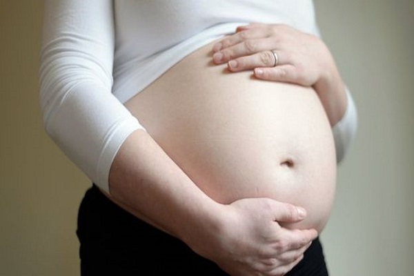 زيادة وزن المرأة الحامل لا يجعل أطفالها أكثر عرضة للموت المبكر عند البلوغ