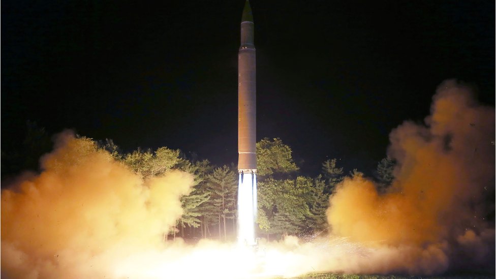 أجرت كوريا الشمالية تجربتين على صواريخ باليستية عابرة للقارات