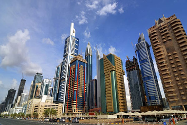 دبي تسعى إلى تنافسية عبر ضبط أسعار عقاراتها