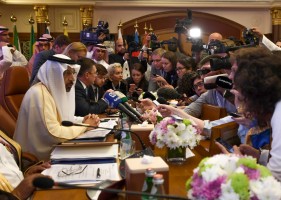 السعودية والامارات: لا ضرورة لزيادة انتاج النفط