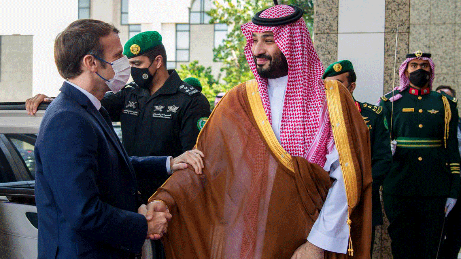 السعودية نيوز |  ماكرون يلتقي ولي العهد السعودي للبحث في "الاستقرار" في الخليج 