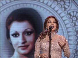 سارة الهاني تُغنّي وردة الجزائرية في مهرجانات صيدا