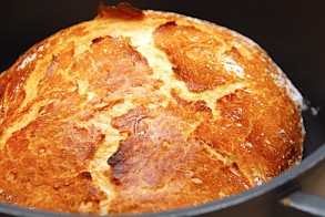 رغيف الخبز الطازج
