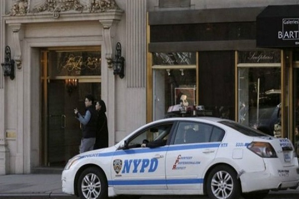 نيويورك تسجل ارتفاعا هائلا في الغرامات المفروضة على قائدي السيارات بسبب كتابة الرسائل النصية أثناء القيادة 