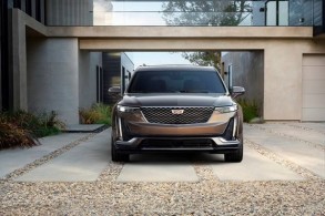 كاديلاك XT6 طراز 2020 تظهر علناً للمرّة الأولى عالمياً