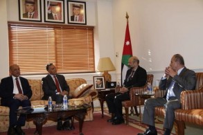 الأردن يدعو لتكتل اقتصادي مع مصر والعراق