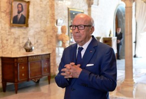 الرئيس التونسي: التوافق مع حزب النهضة انتهى!
