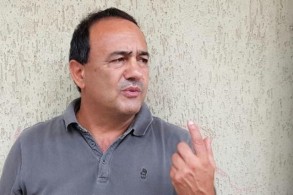 قرية مهاجرين في إيطاليا تكافح من أجل البقاء