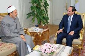 السيسي يدعو الأئمة ومشايخ الأزهر إلى ثورة على سلوكيات المصريين