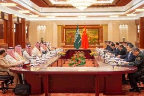 السعودية والصين تستعرضان فرص تطوير العلاقات