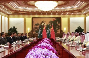 اتفاق نفطي بين السعودية والصين بقيمة 10 مليارات دولار