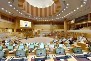 قانون إماراتي يعاقب بالسجن والغرامة من يقلد منتجا طبيا