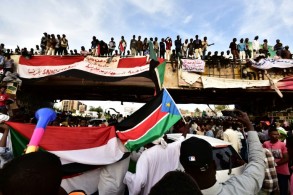 تجمع المهنيين في السودان يعلق التفاوض مع المجلس العسكري