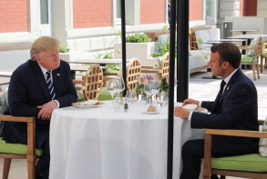 ماكرون وترمب يلتقيان حول غداء قبل افتتاح G7