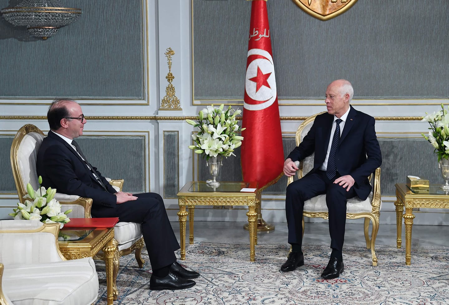 الرئيس التونسي مستقبلا رئيس الحكومة المكلف إلياس الفخفاخ مساء الخميس 13 فبراير