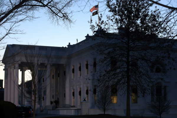  لقطة للبيت الأبيض في واشنطن في 18 ديسمبر 2019