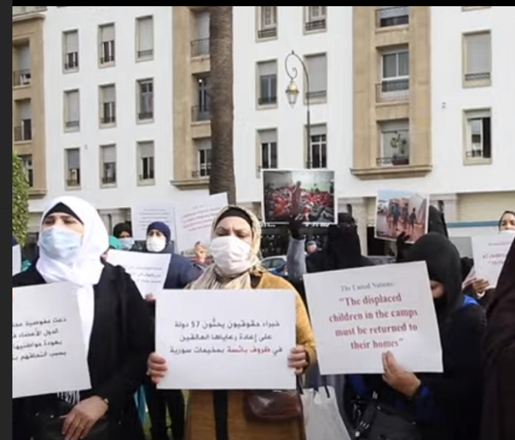 اهالي جهاديين في سوريا والعراق يطالبون بإجلائهم 