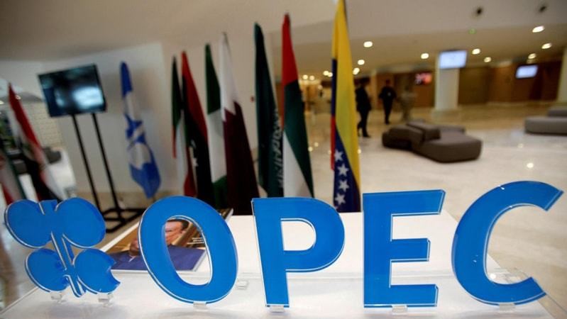 السعودية نيوز |  السعودية: ملتزمون اتفاق "أوبك بلاس" النفطي مع روسيا 