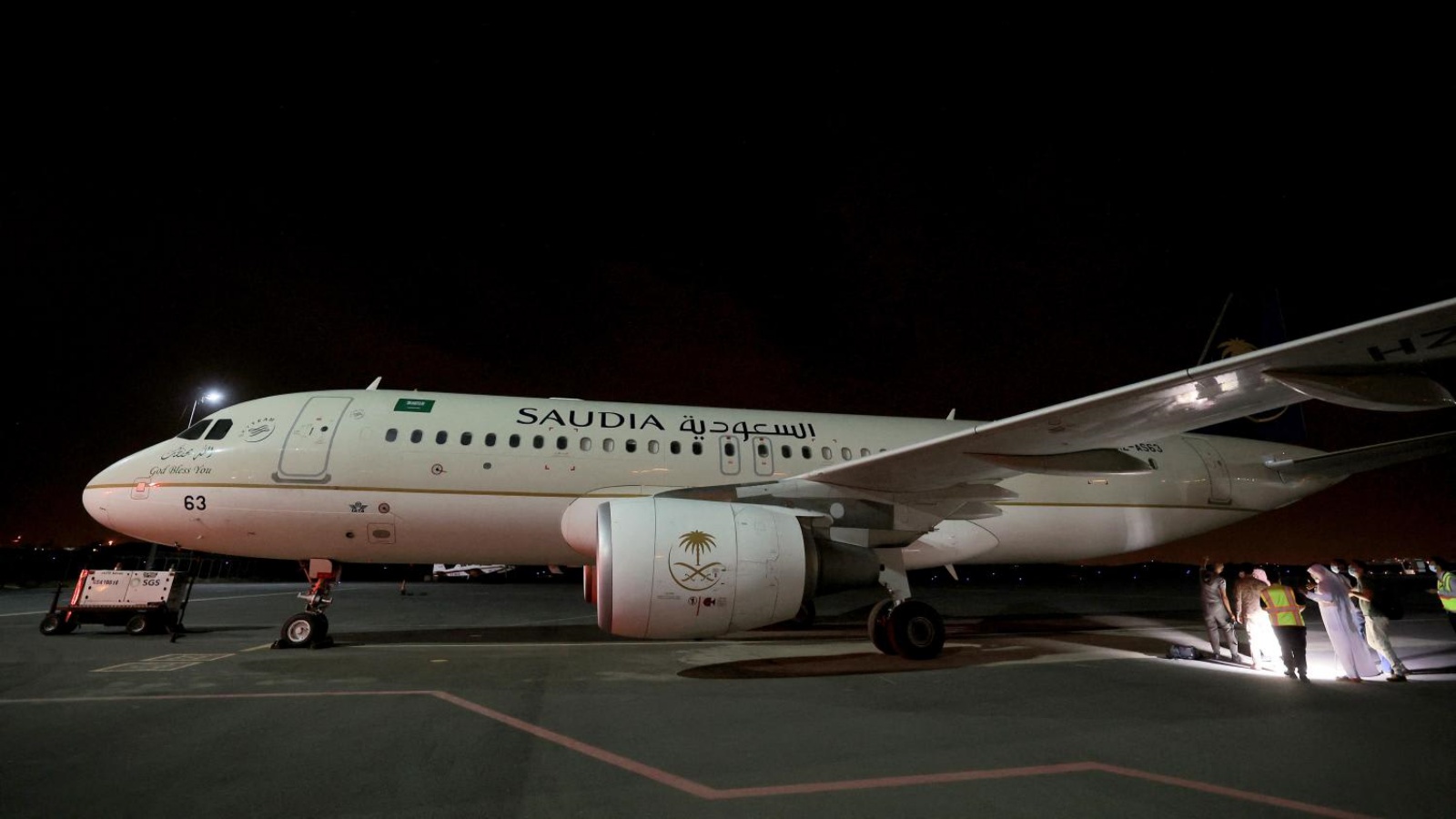 السعودية نيوز |  السعودية تعلن فتح مجالها الجوي لـ"جميع الناقلات" المدنية 