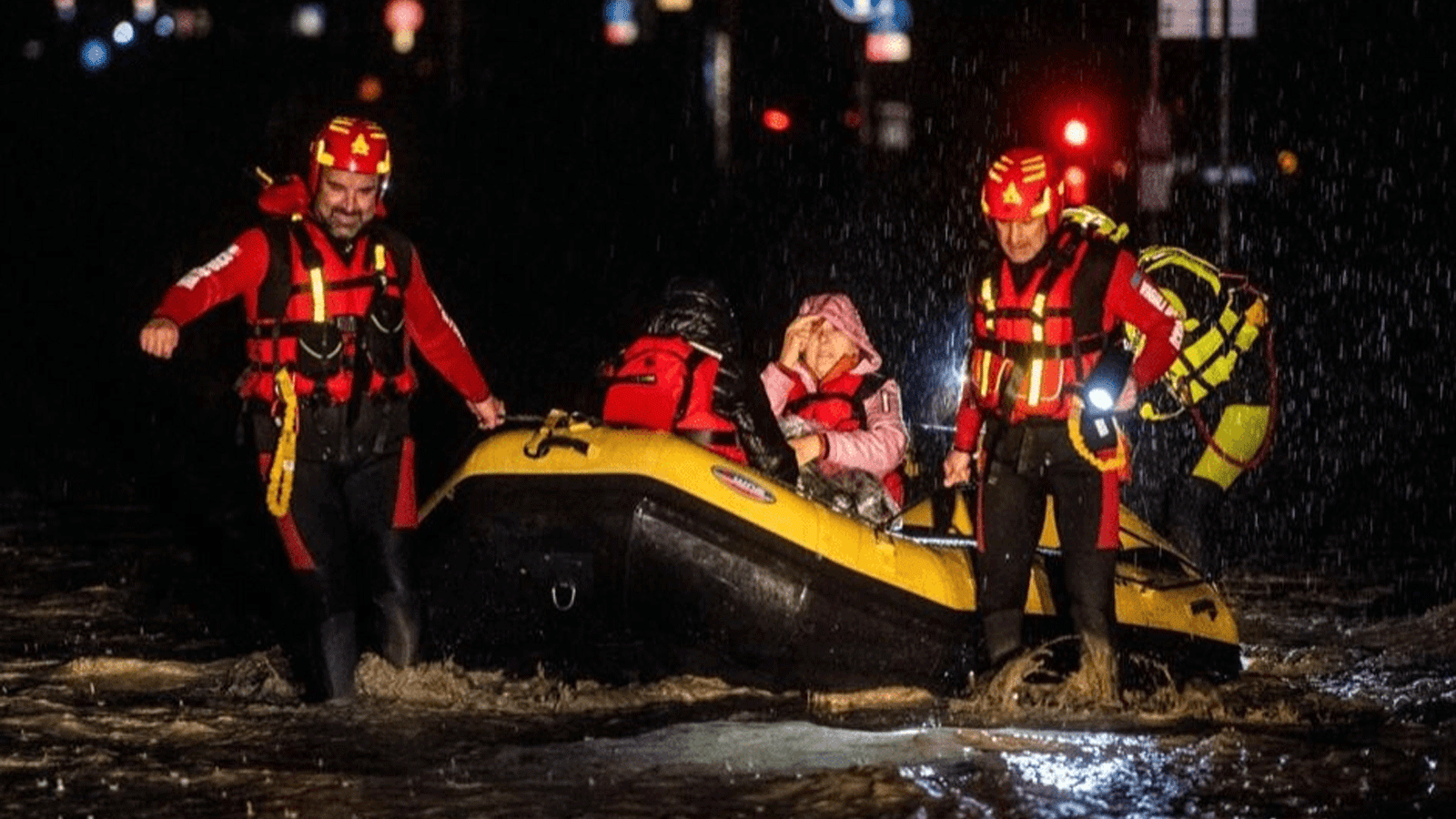 خمسة قتلى جرّاء فيضانات في إيطاليا