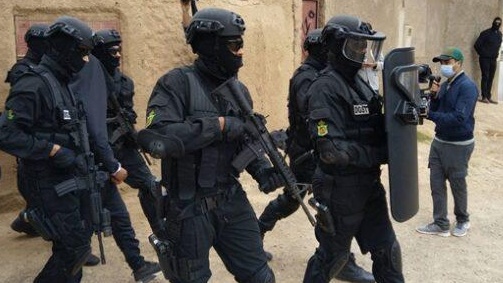 عناصر أمنية مغربية لدى محاولة سابقة لتفكيك خلايا ارهابية