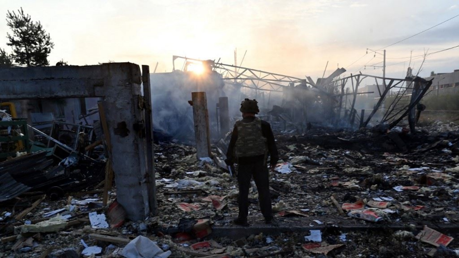 أضرار إثر هجوم صاروخي على كييف