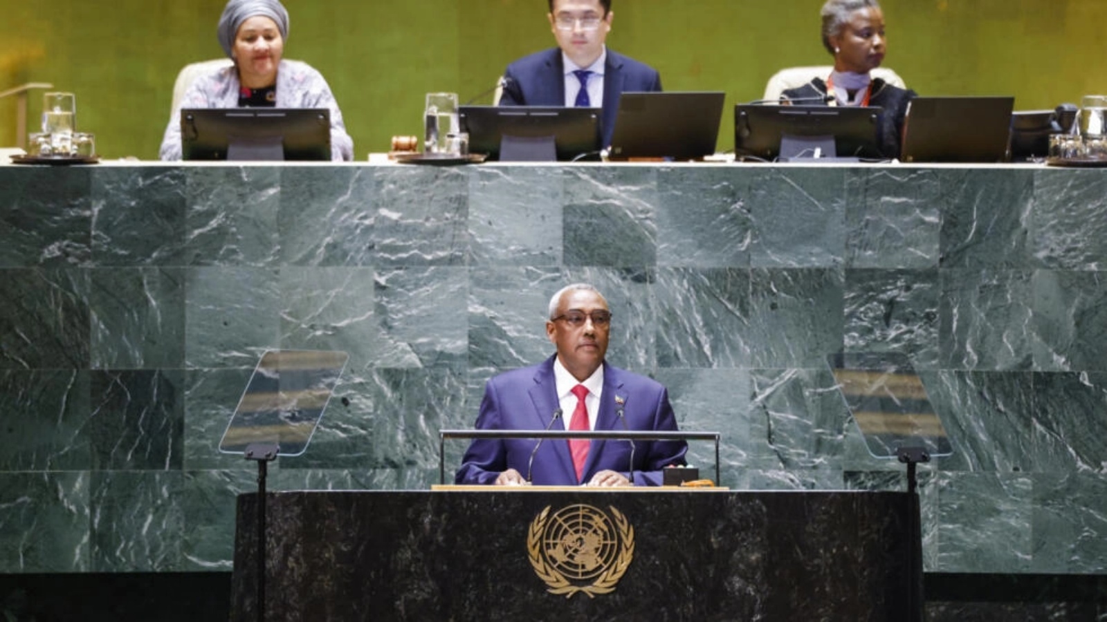 نائب رئيس الوزراء الإثيوبي ديميكي ميكونين يلقي كلمة أمام الدورة الثامنة والسبعين للجمعية العامة للأمم المتحدة