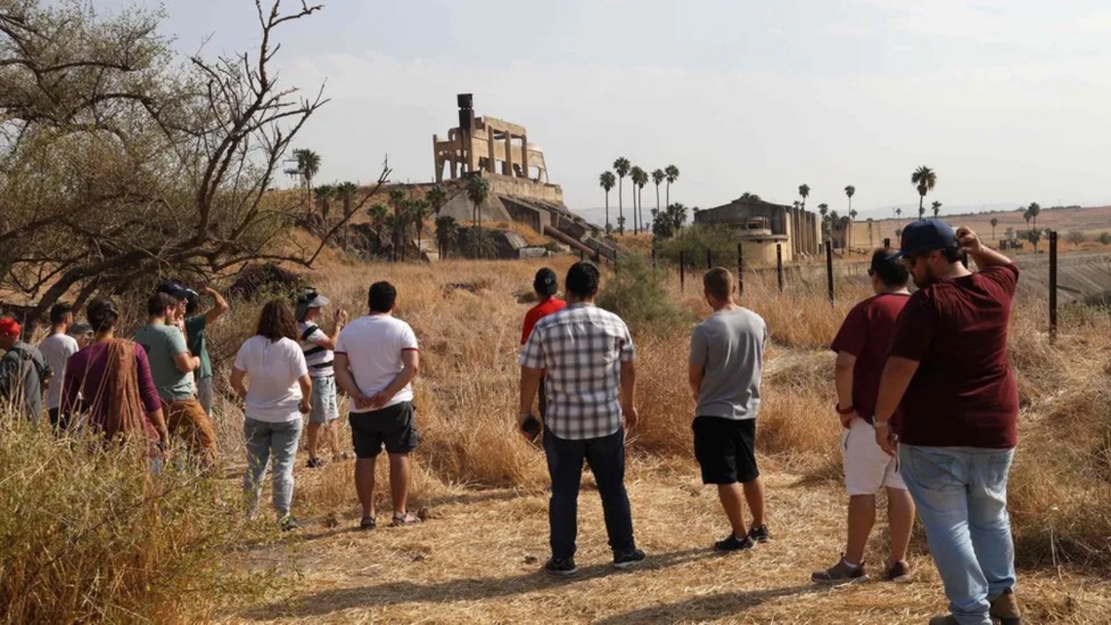 صورة من الأرشيف لسواح إسرائيليين في الأردن 