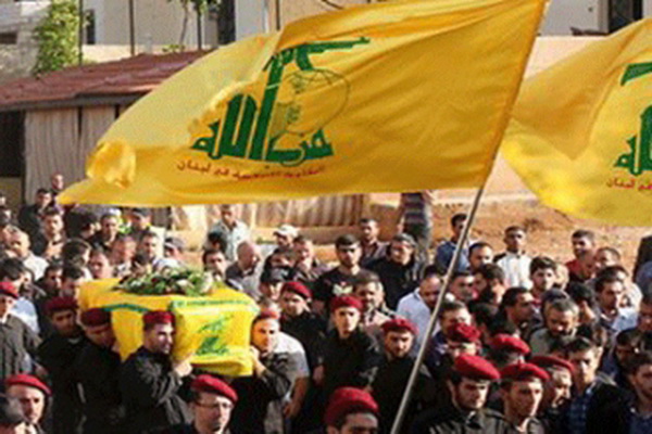 تشييع احد المقاتلين من حزب الله في سوريا