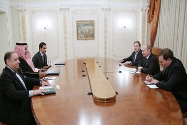 بوتين خلال محادثاته مع الامير بندر الثلاثاء 
