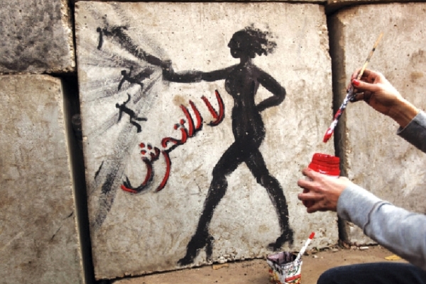 ظاهرة التحرش والإغتصاب الجماعي تنتشر في ميدان التحرير
