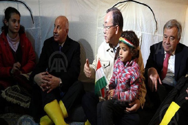 بان كي مون في مخيم اللاجئين السوريين في أربيل