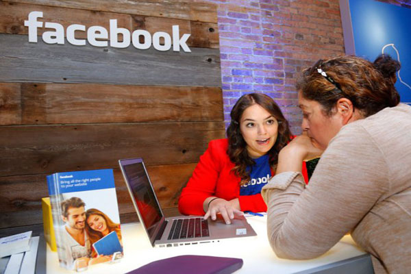 فايسبوك وآبل تعرضان صفقة غريبة على موظفاتهما الإناث