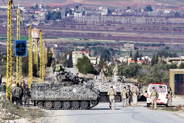 الجيش اللبناني تحت النار في عرسال