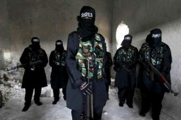 مقاتلات من داعش في سوريا