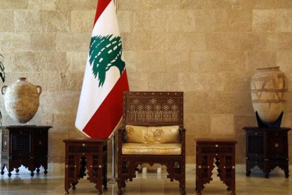 لبنان يدق باب 2016 وهو بعد بلا رئيس للجمهورية