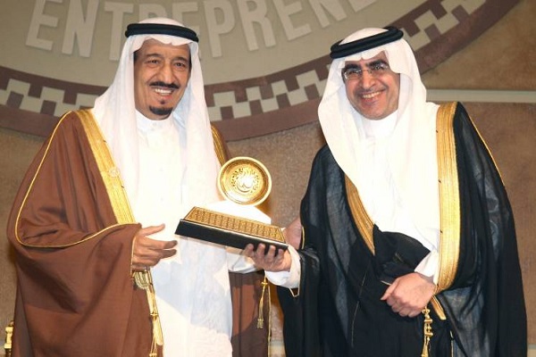 الملك سلمان وضع ثقته في الدكتور عزام الدخيل لتطوير التعليم في السعودية