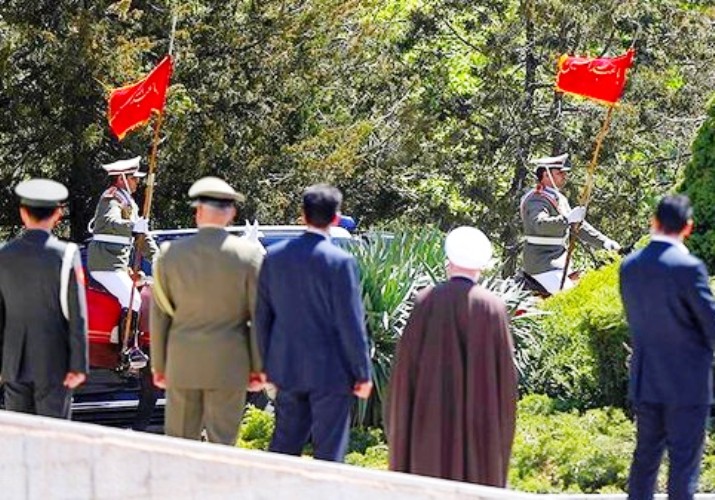 حرس الشرف الإيراني لدى استقبال أردوغان الثلاثاء - صورة لقناة العربية