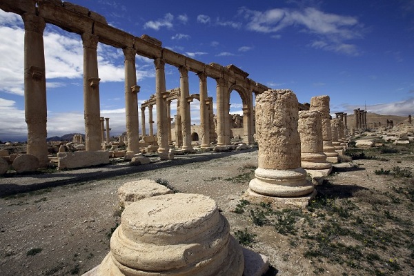 داعش اقترب من مدينة تدمر الأثرية