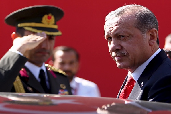 إردوغان أكبر الرابحين والخاسرين في الحرب على داعش والأكراد