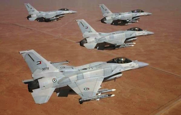 طائرات حربية إماراتية خلال طلعات جوية فوق اليمن