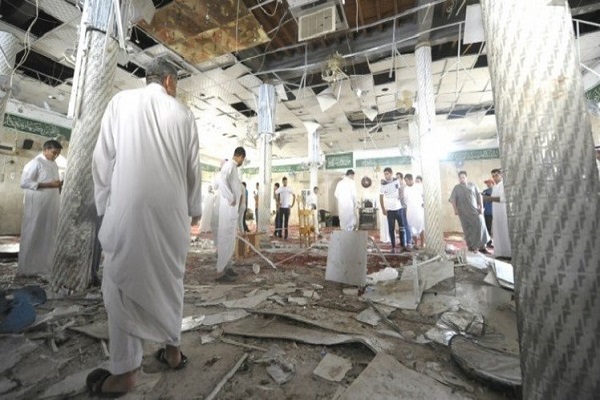 تفجير وقع في داخل أحد مساجد السعودية- ارشيف