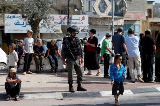 مقتل فلسطيني حاول دهس ضباط إسرائيليين في الضفة
